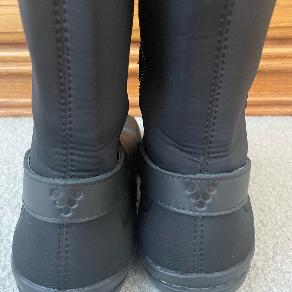 Vivo Barefoot Black Tall Waterproof Winter Rain Boots - Picture 4 of 6